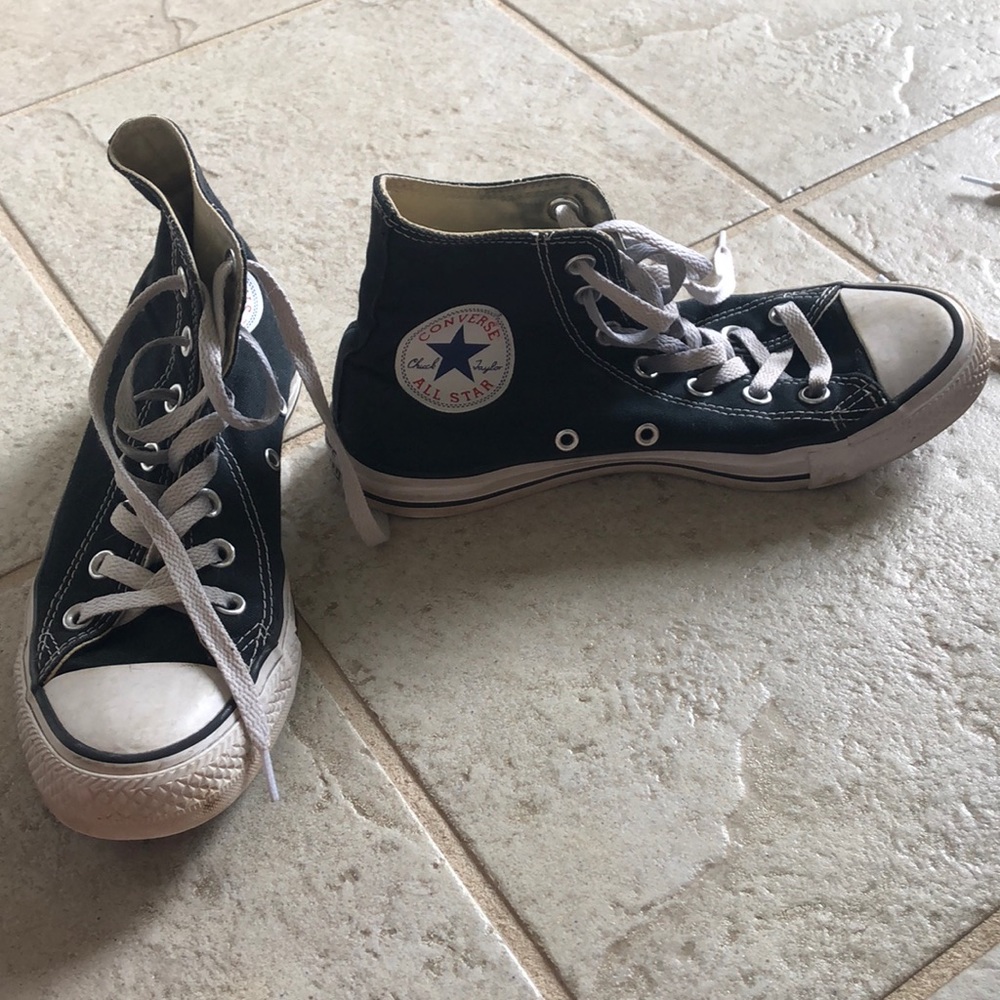 Black ankle lace up Converse